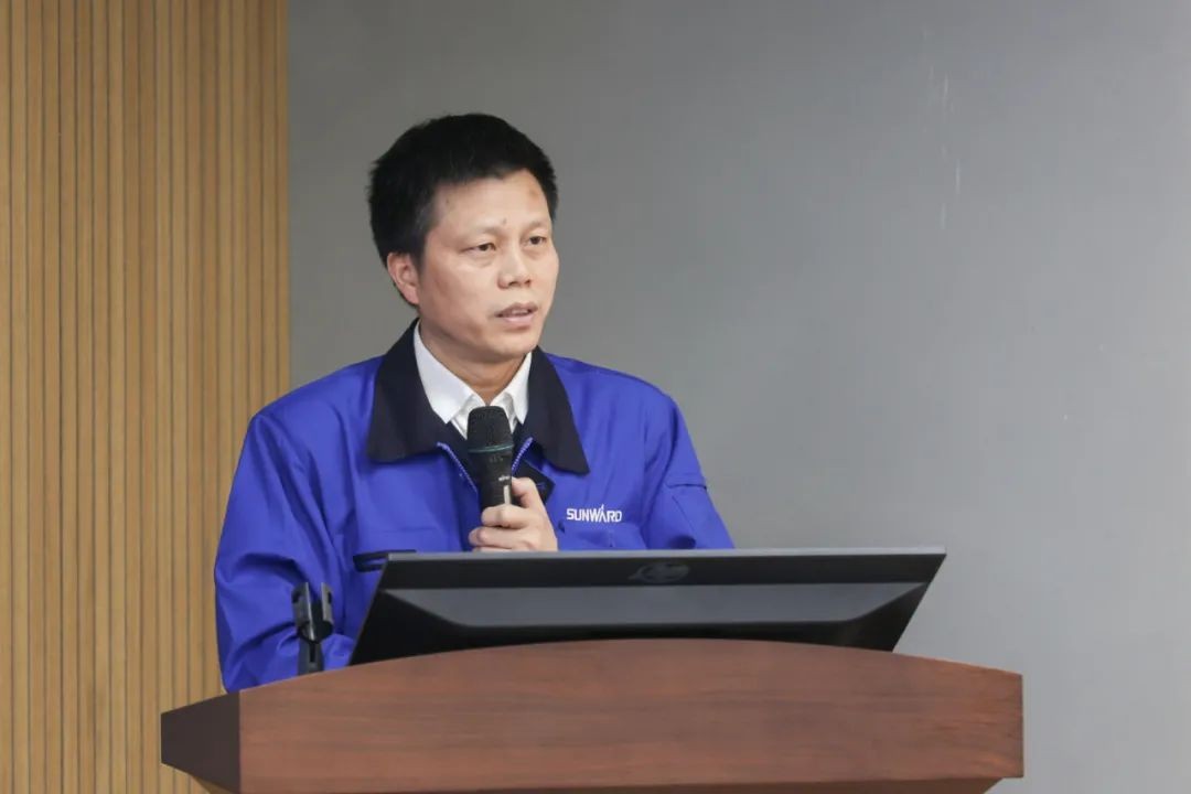 2021中国（长沙）国际工程机械设计大赛暨“设计之星”评选活动尊龙凯时官网网址智能组“立异设计事情营”开营啦！