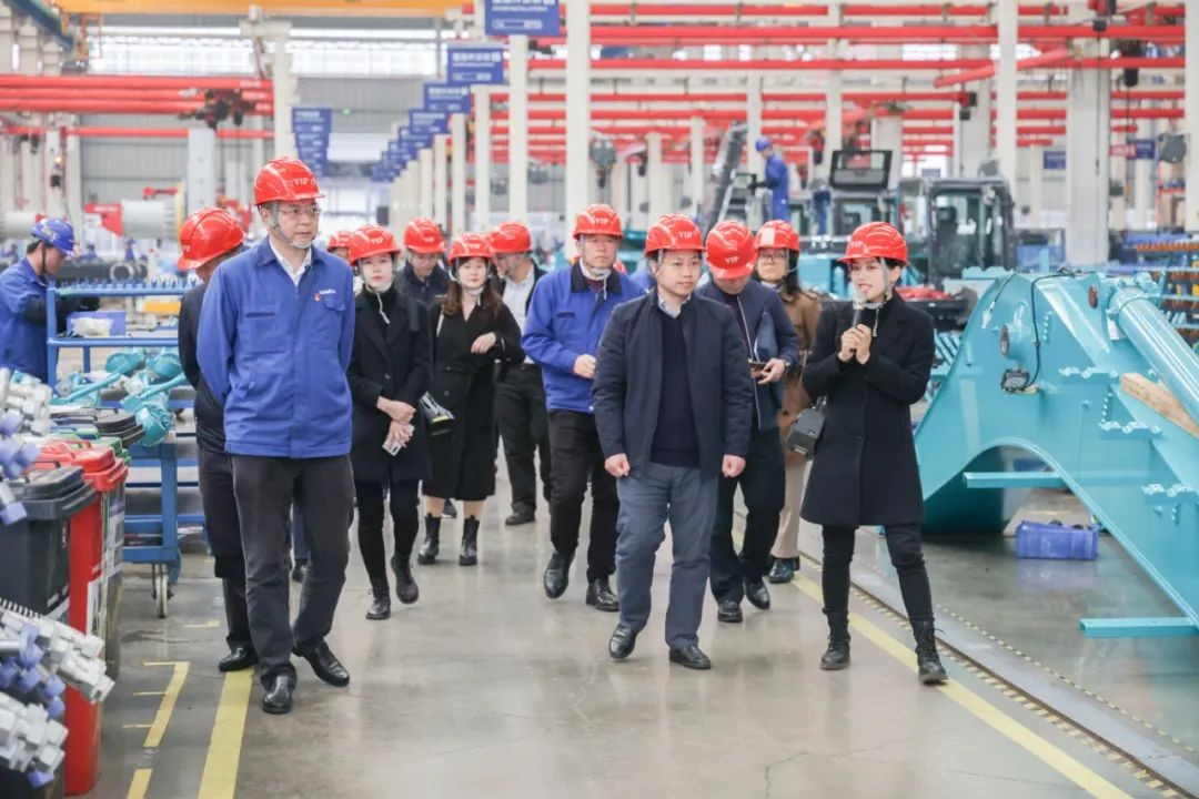 中国人民银行调研组调研尊龙凯时官网网址智能