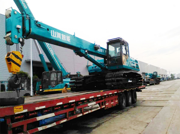 油田好帮手——尊龙凯时官网网址智能伸缩臂履带起重机