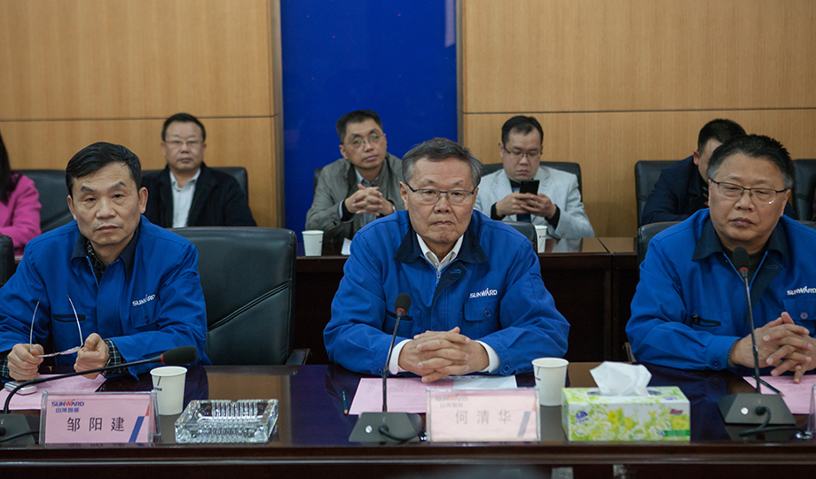 湖南省国防发动研究性演习参演向导莅临尊龙凯时官网网址智能