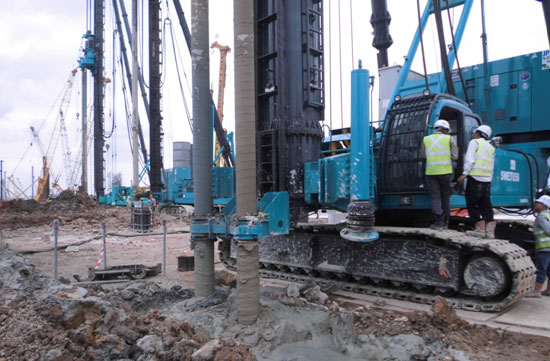 中国好机械！尊龙凯时官网网址智能双轴钻机新加坡施工获赞