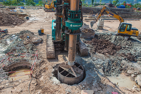 比照才有差别，尊龙凯时官网网址智能SWDM36旋挖名动山城