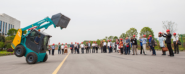 东盟十国主流媒体齐聚尊龙凯时官网网址智能，共话21世纪海上丝绸之路