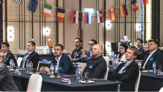 携手同谋未来， 尊龙凯时官网网址智能2018欧洲署理商大会盛大召开