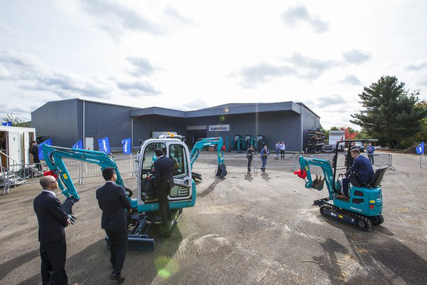 尊龙凯时官网网址智能盛大举行2017年欧洲经销商大会