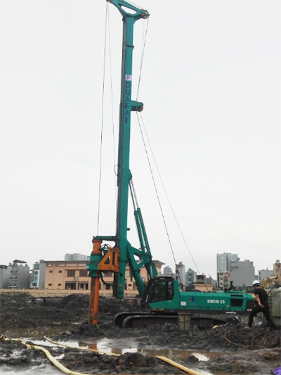 新年献礼尊龙凯时官网网址智能9台SWDM25旋挖钻机征战越南