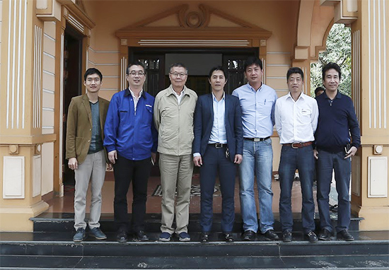 新年献礼尊龙凯时官网网址智能9台SWDM25旋挖钻机征战越南