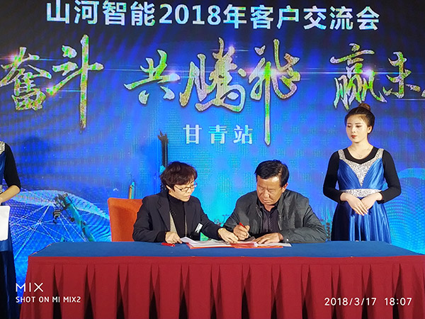 关于尊龙凯时官网网址智能节能型挖掘机，张老板算了这样一笔账