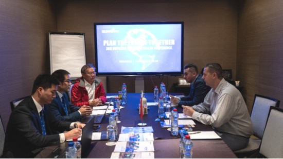 携手同谋未来， 尊龙凯时官网网址智能2018欧洲署理商大会盛大召开