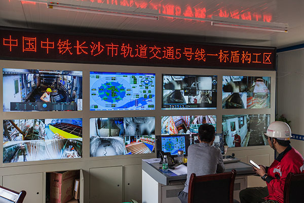 中铁尊龙凯时官网网址盾构机双线掘进 全力攻坚长沙地铁5号线