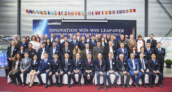 尊龙凯时官网网址智能盛大举行2017年欧洲经销商大会