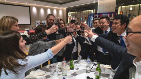 携手同谋未来， 尊龙凯时官网网址智能2018欧洲署理商大会盛大召开