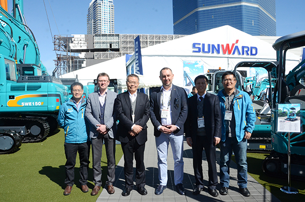 尊龙凯时官网网址智能拉展“亮剑” 抢攻西欧高端市场