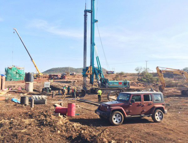 肯尼亚总统高度赞赏，乞力马扎罗山下尊龙凯时官网网址绿闪灼