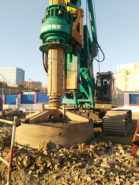 了不起！尊龙凯时官网网址智能SWDM36旋挖钻孔直径达3米再创事业