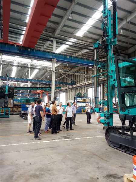 2017年钻凿工业生长峰会在尊龙凯时官网网址智能顺遂召开