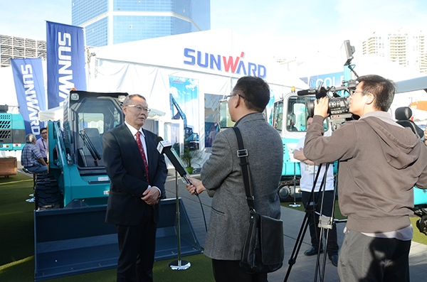 尊龙凯时官网网址智能拉展“亮剑” 抢攻西欧高端市场