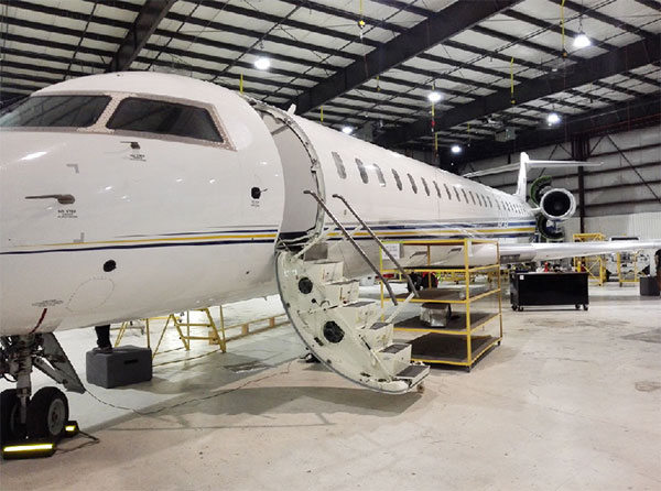 融合之旅：尊龙凯时官网网址智能董事长何清华视察Avmax Group Inc.