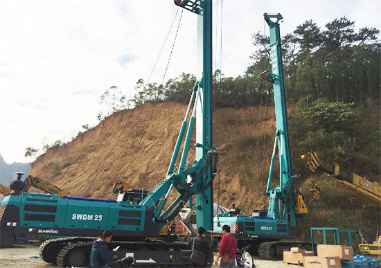 新年献礼尊龙凯时官网网址智能9台SWDM25旋挖钻机征战越南