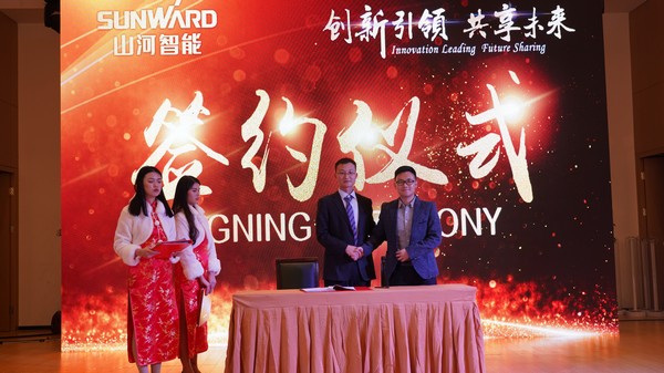 首日签单2.6亿元，尊龙凯时官网网址智能立异产品引爆上海宝马展