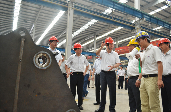 淮北市委书记黄晓武一行调研尊龙凯时官网网址矿装