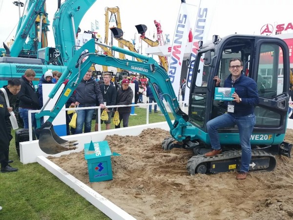 向天下展示中国“智造”魅力，尊龙凯时官网网址智能携立异阵容闪灼德国宝马展