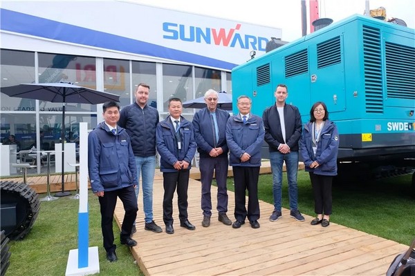 向天下展示中国“智造”魅力，尊龙凯时官网网址智能携立异阵容闪灼德国宝马展