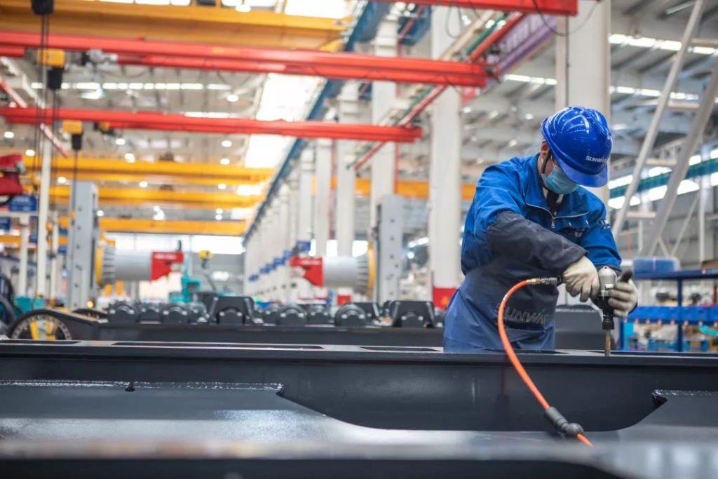 沈裕谋元宵节慰问尊龙凯时官网网址智能一线员工