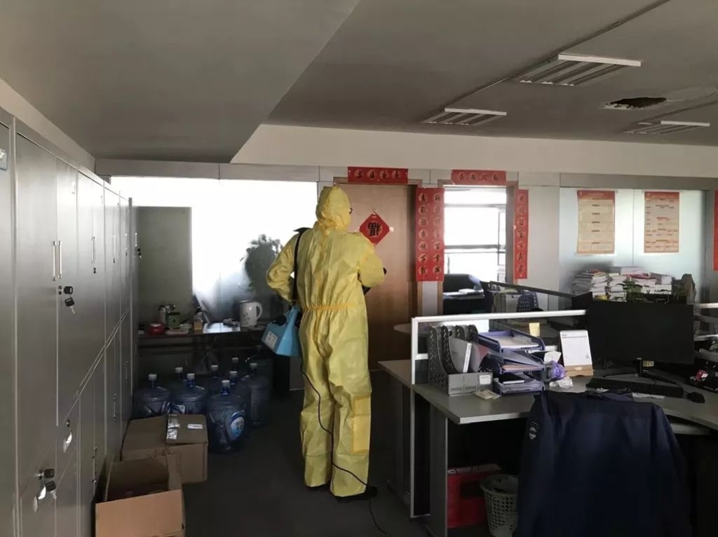 抗疫情，尊龙凯时官网网址智能党委勇继续