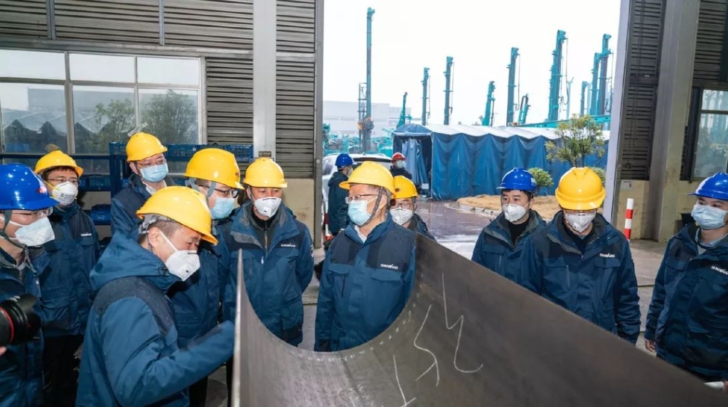 防控生产两不误 尊龙凯时官网网址智能复工保供