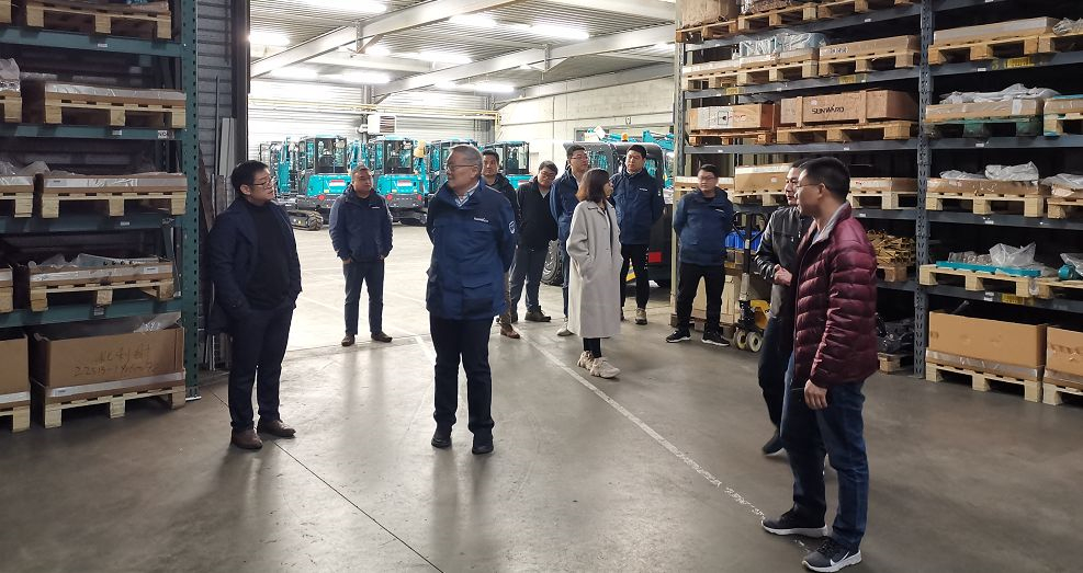 欧洲业绩增添40%，董事长赴欧慰问员工