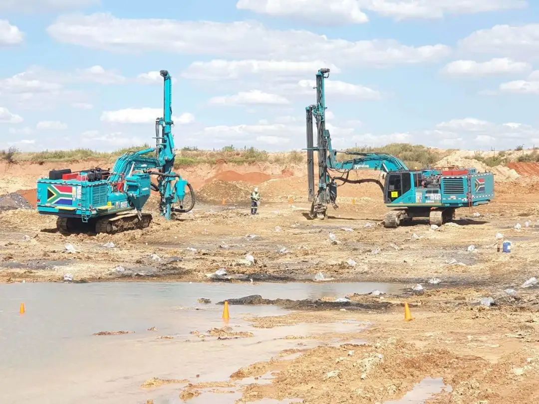 战疫情--尊龙凯时官网网址智能南非凿岩装备推介会乐成举行