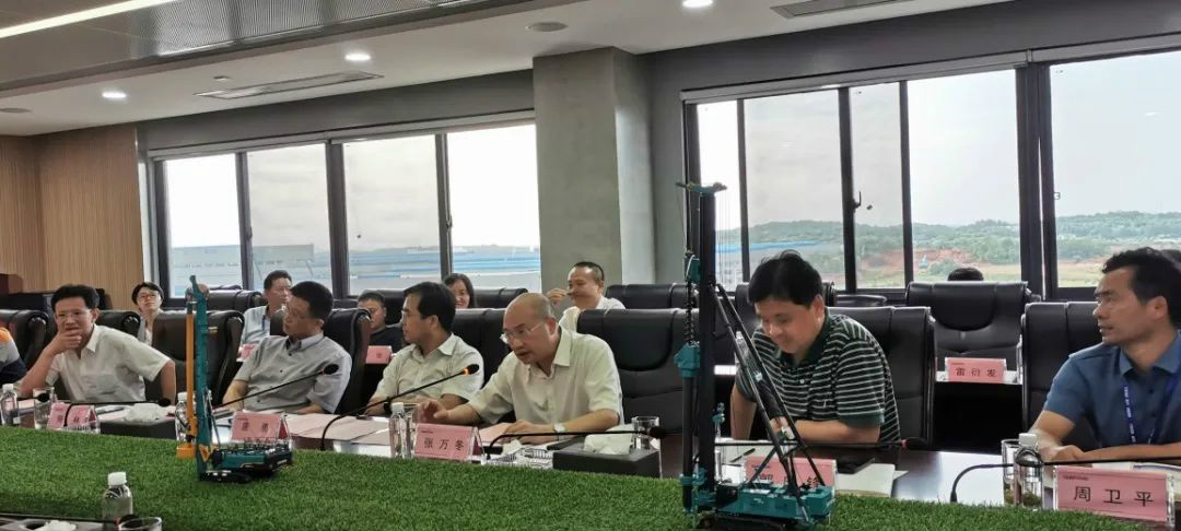 省工程机械工业与铸造工业相助对接会在尊龙凯时官网网址智能举行