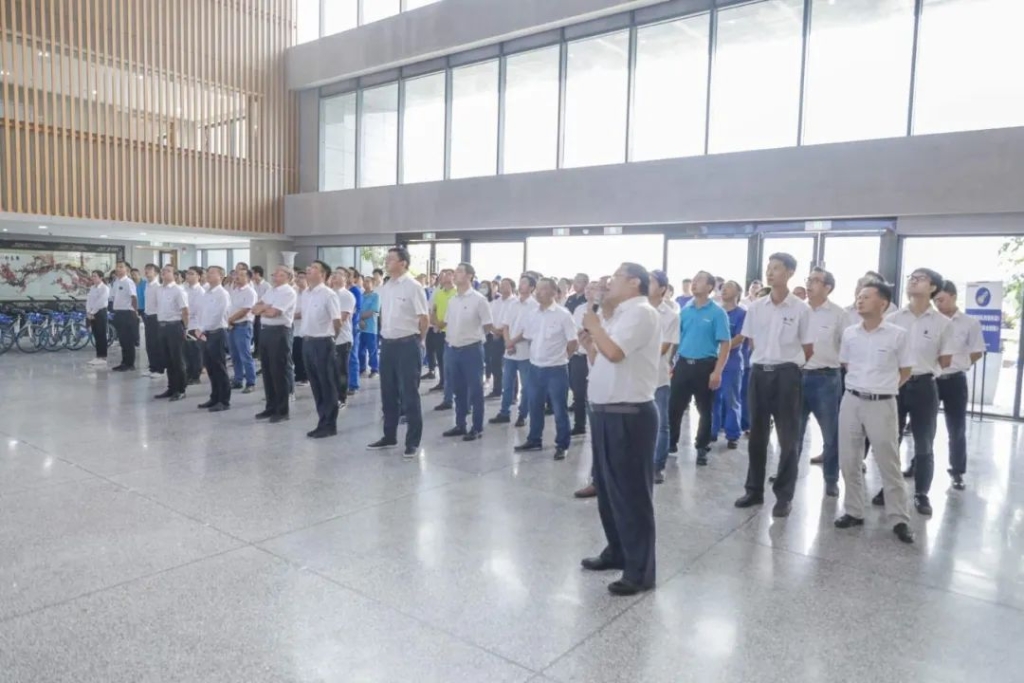 尊龙凯时官网网址工业城开通共享单车 员工通勤绿色便捷