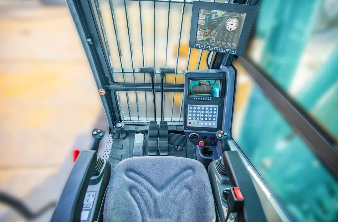 入岩家族添新丁，SWDM400旋挖钻机批量上市