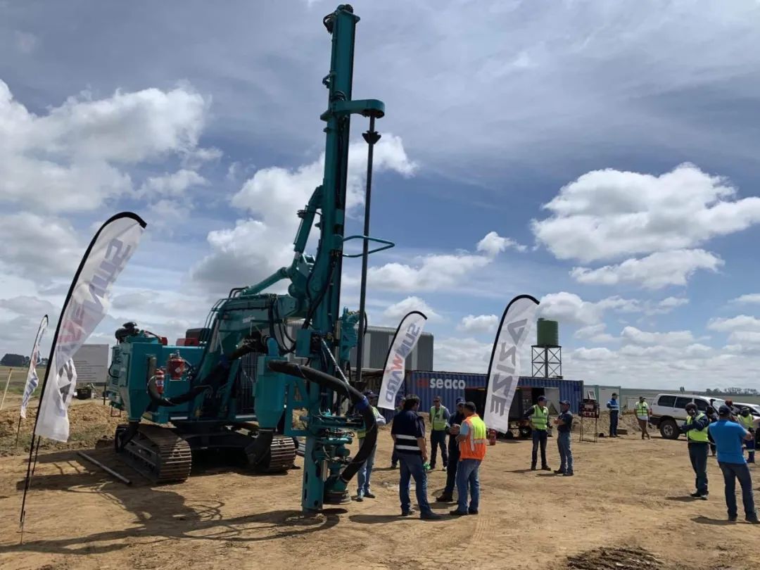 战疫情--尊龙凯时官网网址智能南非凿岩装备推介会乐成举行