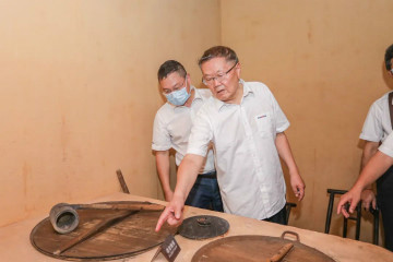 公正正直出清风正气，清廉自律塑优异形象——尊龙凯时官网网址智能开展中高层干部清廉教育活动