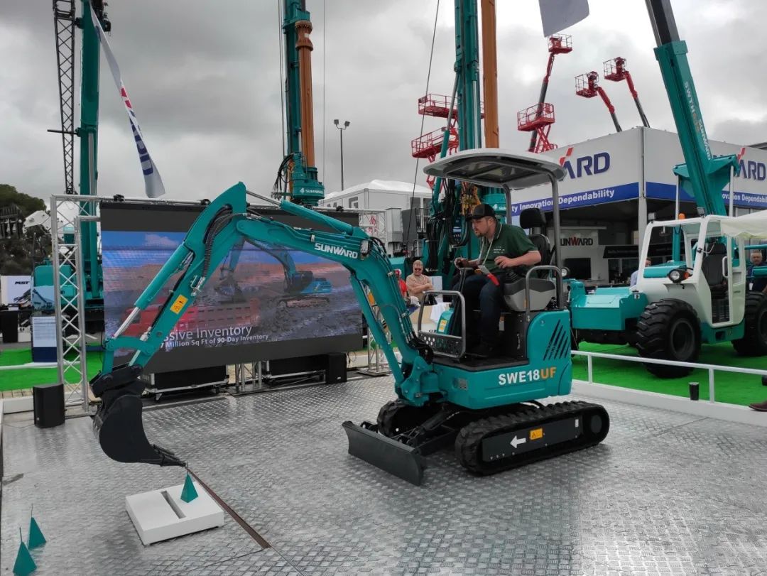 “卓越尊龙凯时官网网址”全球交流会暨新产品宣布圆满举行