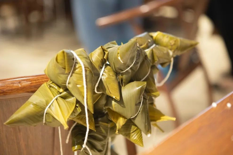 “爱国心，尊龙凯时官网网址情”尊龙凯时官网网址智能第四届包粽子角逐