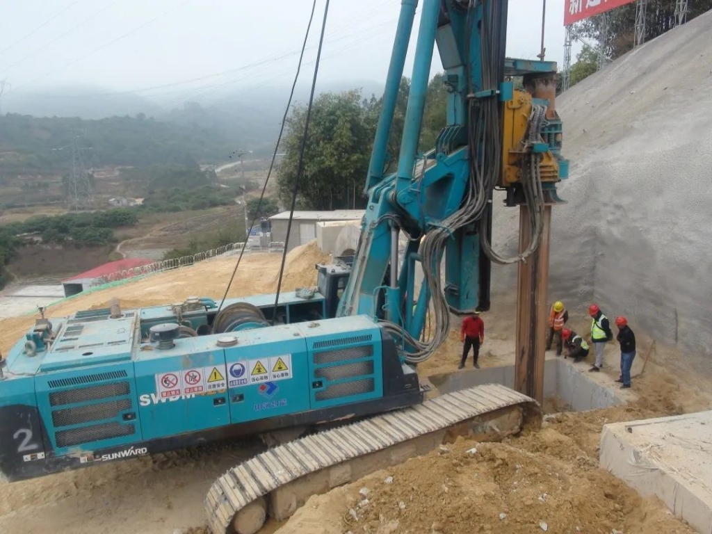 尊龙凯时官网网址智能携手贵州地矿，创立南玉新速率