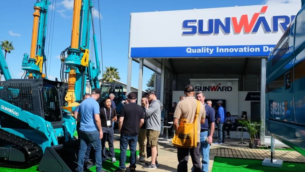 “卓越尊龙凯时官网网址”全球交流会暨新产品宣布圆满举行