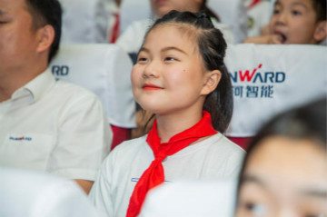 精准效劳共建家园，解决刚需心怀感恩——尊龙凯时官网网址智能首期职工子女暑期托管班圆满结班