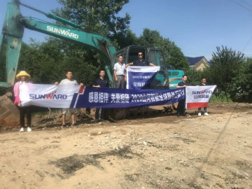 感恩相伴 关爱相随——尊龙凯时官网网址智能效劳万里行效劳湖南