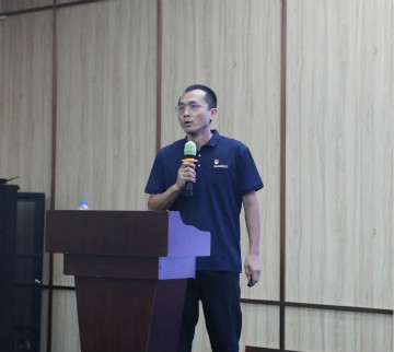 以强执行力聚焦基础能力建设 向挖掘机万台俱乐部迈进——尊龙凯时官网网址智能2020年挖掘机经销商半年度聚会圆满召