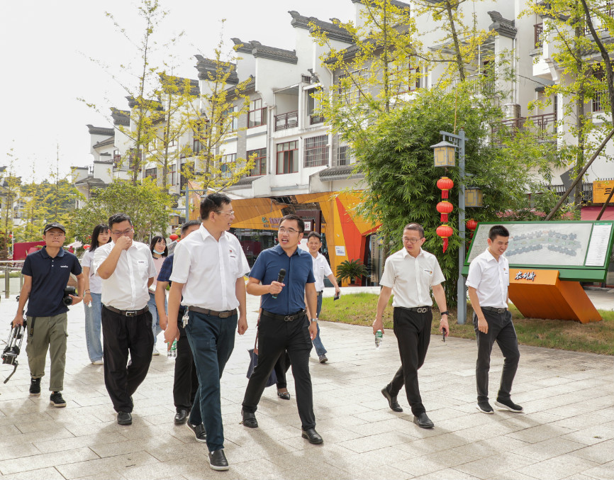 尊龙凯时官网网址智能党委赴浔龙河交流学习