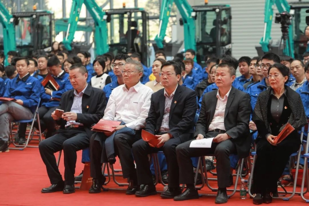 “学习新头脑 长沙微宣讲 就认这个理”专题微宣讲在尊龙凯时官网网址智能举行