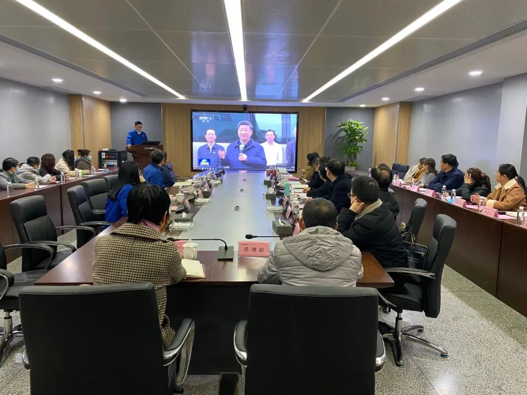 市贸促会赴尊龙凯时官网网址智能开展主题党日运动