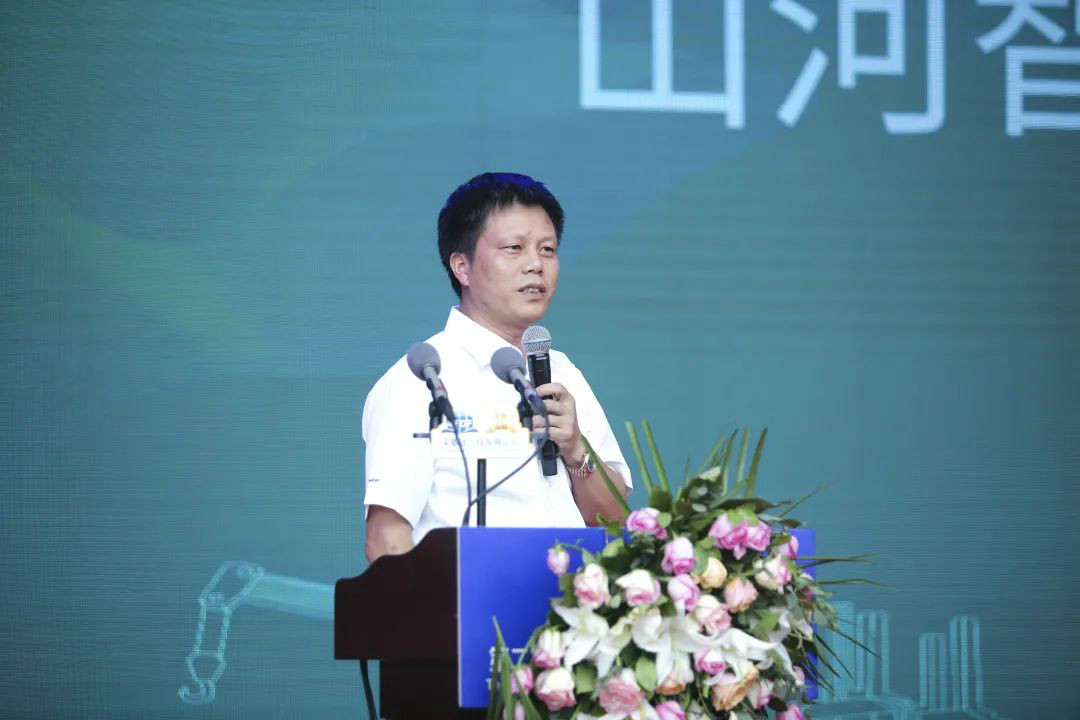 尊龙凯时官网网址智能天下客户交流会在深基础工程生长论坛会场举行