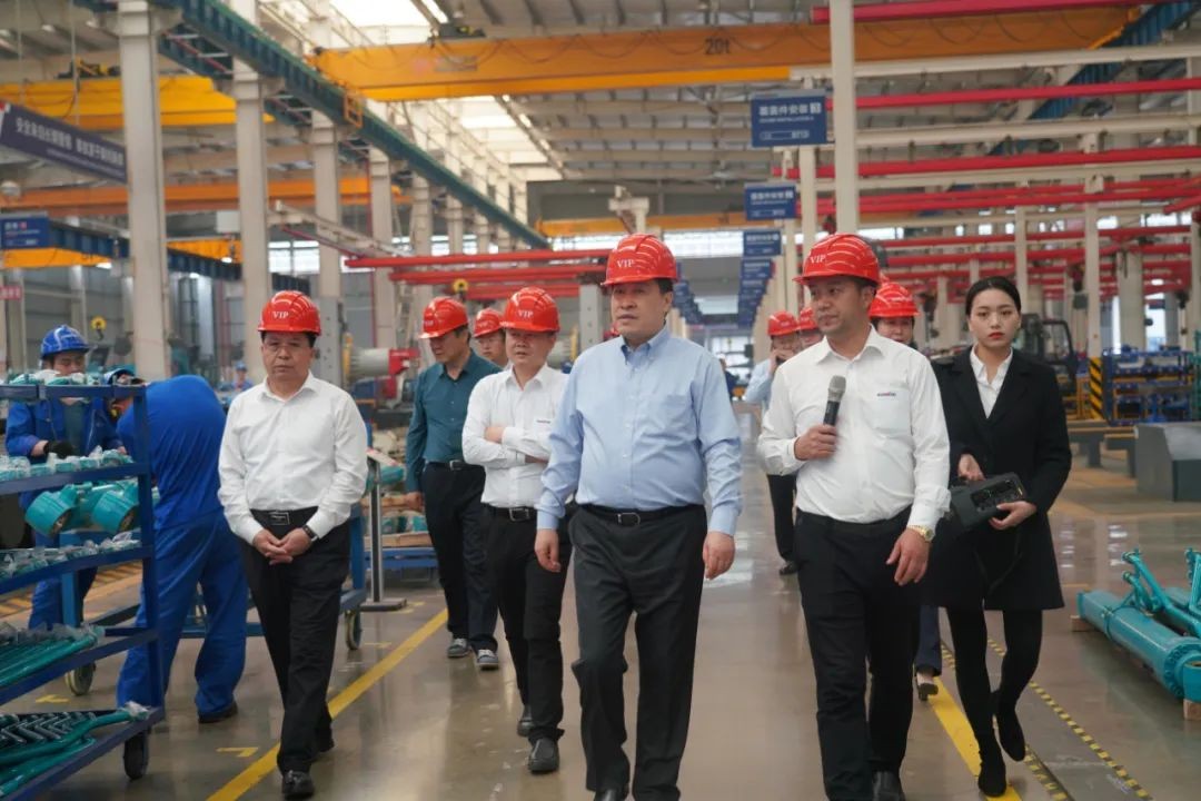 鄂尔多斯市委书记？⊙憧疾熳鹆惫偻分悄