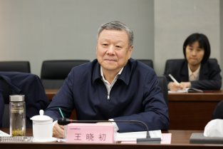 中国联通党组书记、董事长王晓初到访尊龙凯时官网网址智能
